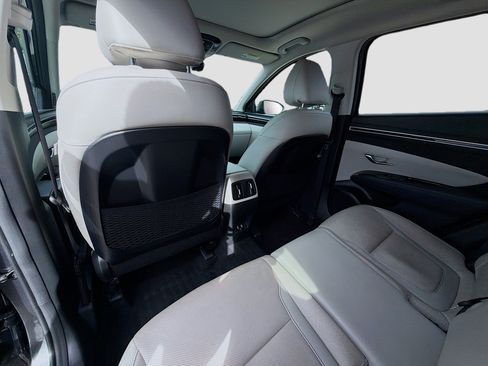 Used 2024 Hyundai Tucson Limited image 25