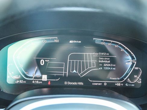 Used 2020 BMW 530e xDrive w/ M Sport Package image 22