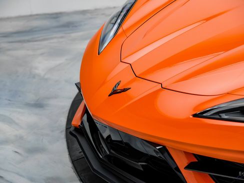 Used 2021 Chevrolet Corvette Stingray Premium Conv w/ Z51 Performance Package image 35