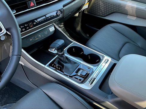 New 2026 Kia Carnival SX FWD image 12