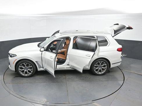 Used 2020 BMW X7 xDrive40i w/ Luxury Seating Package AWD/4WD image 55