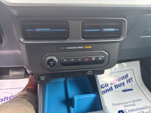 New 2025 Ford Maverick XLT w/ XLT Luxury Package image 34