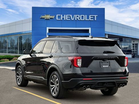 Used 2020 Ford Explorer ST w/ Premium Technology Package AWD/4WD image 4