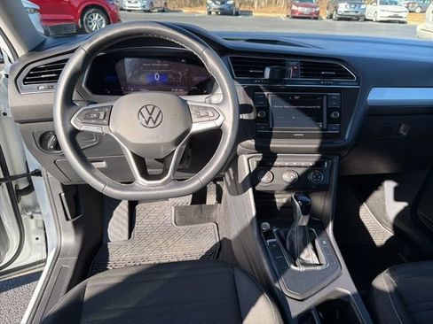 Used 2023 Volkswagen Tiguan S image 18