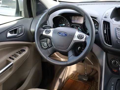 Used 2016 Ford Escape SE image 22