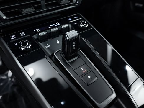 Certified 2022 Porsche 911 Carrera S image 15