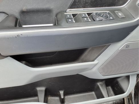 Used 2023 Ford F250 XLT w/ XLT Premium Package image 17