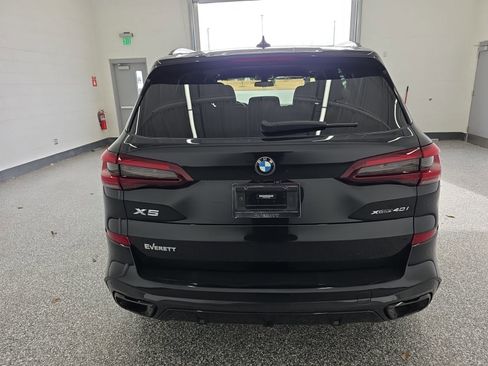 Used 2020 BMW X5 xDrive40i w/ M Sport Package image 5