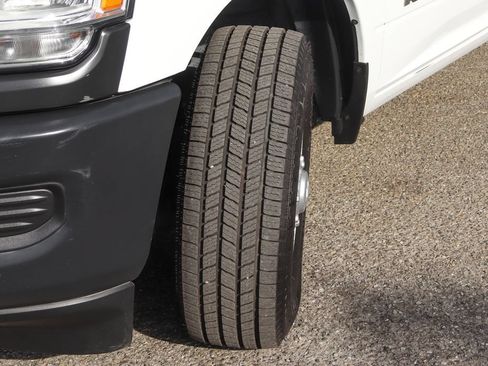 Used 2021 RAM 2500 Tradesman RWD image 4