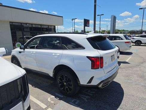 Used 2021 Kia Sorento SX AWD/4WD image 5