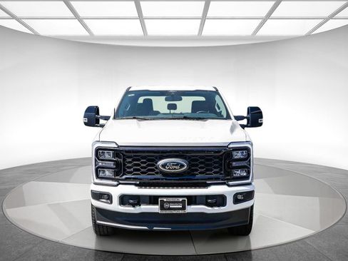 Used 2025 Ford F350 Lariat w/ Black Appearance Package AWD/4WD image 6