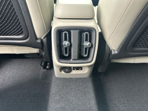 Used 2023 Volvo XC40 B5 Plus w/ Protection Package Premier AWD/4WD image 26