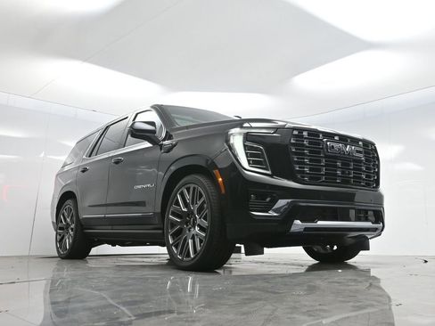 Used 2026 GMC Yukon Denali Ultimate AWD/4WD image 75