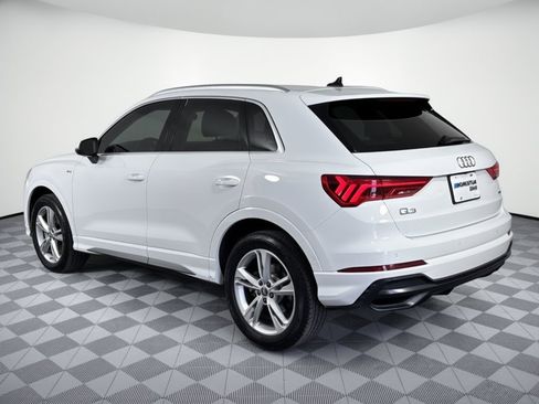 Used 2020 Audi Q3 2.0T Premium AWD/4WD image 3