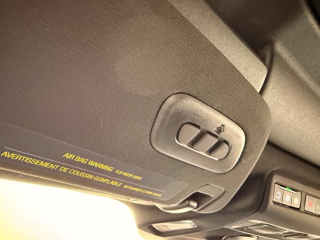 Used 2020 Chevrolet Corvette Stingray Preferred Cpe w/ 2LT Preferred Equipment Group RWD image 45