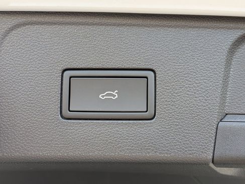 New 2026 Volkswagen Atlas SEL image 33