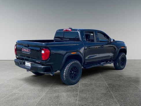 Used 2024 GMC Canyon AT4 AWD/4WD image 5