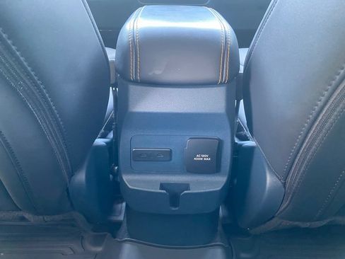 Used 2025 Ford Maverick Tremor AWD/4WD image 31