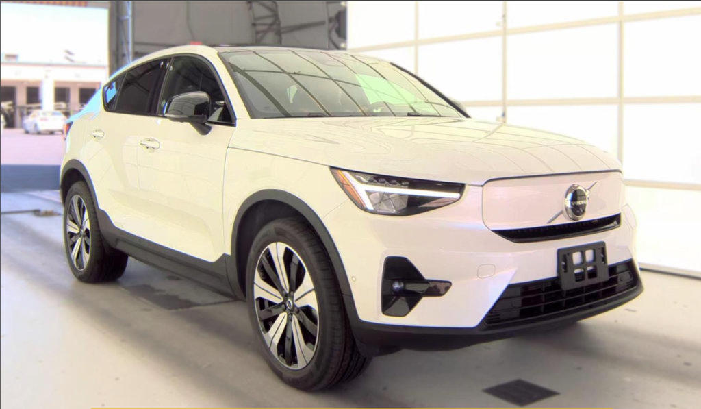 Used 2023 Volvo C40 P8 Recharge Plus AWD/4WD image 5