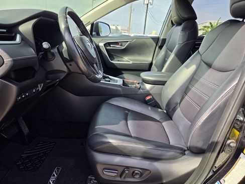 Used 2019 Toyota RAV4 Limited w/ Limited Grade Weather Package AWD/4WD image 26