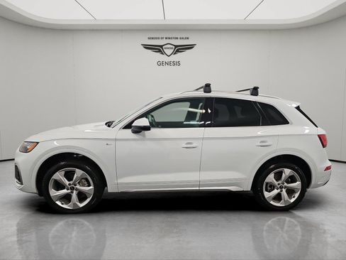 Used 2024 Audi Q5 2.0T Premium Plus w/ Premium Plus Package AWD/4WD image 2