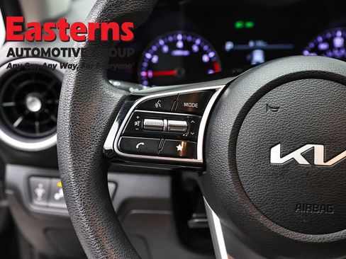 Used 2023 Kia Forte LXS w/ LXS Technology Package FWD image 15