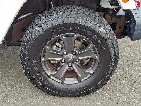 Used 2018 Jeep Wrangler Unlimited Rubicon image 8