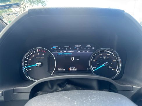 Used 2022 Ford F350 Lariat w/ Black Appearance Package AWD/4WD image 9