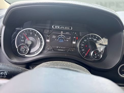 Used 2021 RAM 1500 Laramie AWD/4WD image 14