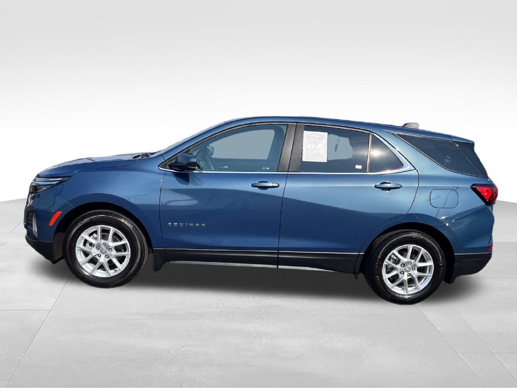 Used 2024 Chevrolet Equinox LT w/ LPO, Floor Liner Package FWD image 2