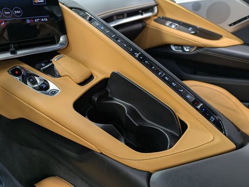 Used 2022 Chevrolet Corvette Stingray Preferred Cpe w/ Z51 Performance Package image 16