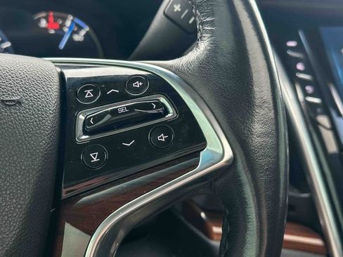 Used 2020 Cadillac Escalade ESV Premium Luxury RWD image 29