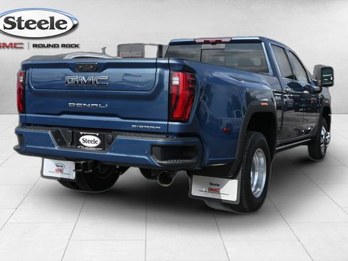 New 2026 GMC Sierra 3500 Denali Ultimate AWD/4WD image 5