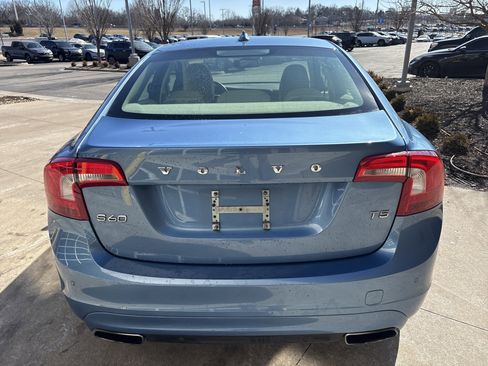 Used 2014 Volvo S60 T5 image 9
