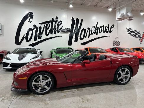 Used 2010 Chevrolet Corvette Convertible w/ Preferred Equipment Group RWD image 30