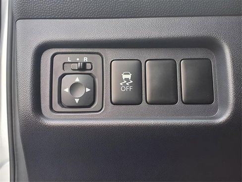 Used 2017 Mitsubishi Mirage ES image 19
