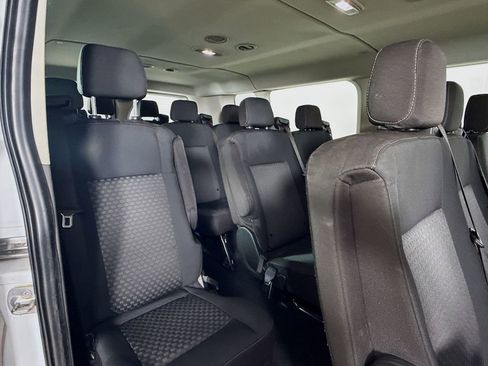 Used 2022 Ford Transit 350 XLT image 28