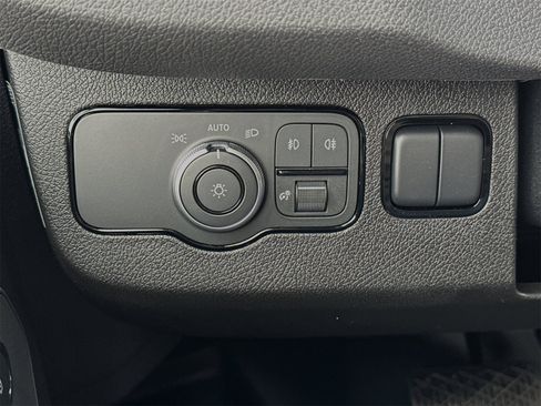 Used 2024 Mercedes-Benz Sprinter 144 Cargo image 31