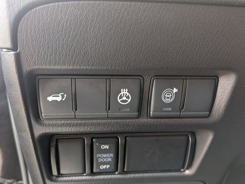 Used 2023 Nissan Armada SL w/ Midnight Edition Package AWD/4WD image 16