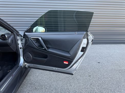 Used 2017 Nissan GT-R Premium image 22