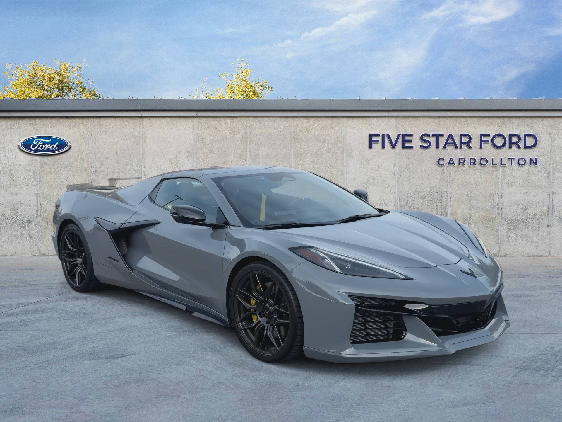Used 2024 Chevrolet Corvette Z06 w/ Stealth Interior Trim Package RWD image 2