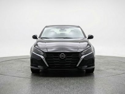 Used 2025 Nissan Altima 2.5 SV