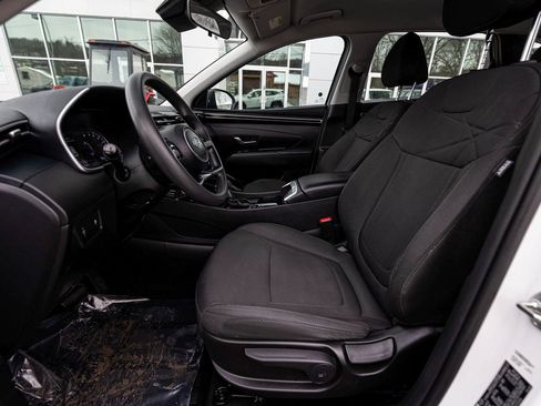 Used 2023 Hyundai Tucson SE image 26