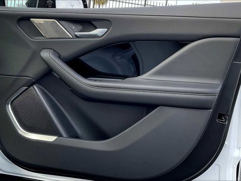 New 2024 Jaguar I-PACE R-Dynamic HSE image 29