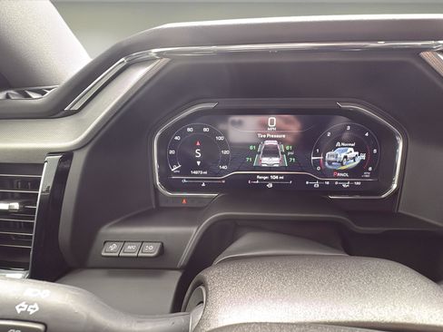 Used 2024 GMC Sierra 2500 Denali w/ Denali Reserve Package image 12