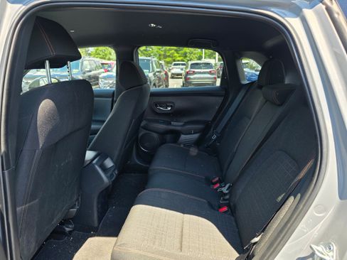 Used 2025 Honda HR-V Sport image 7