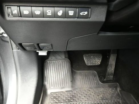 Used 2024 Toyota RAV4 Limited w/ Advanced Technology Package image 16