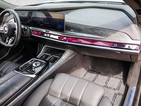 Used 2023 BMW 740i RWD image 26