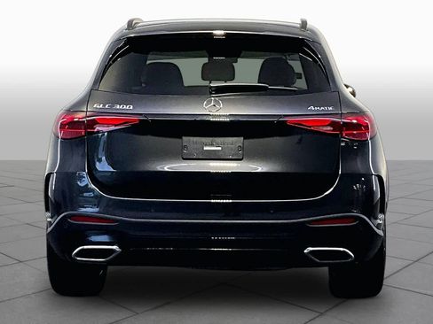 Used 2026 Mercedes-Benz GLC 300 4MATIC image 5