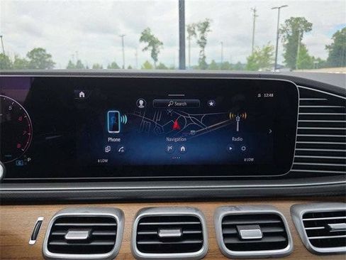 Used 2025 Mercedes-Benz GLS 450 4MATIC image 30